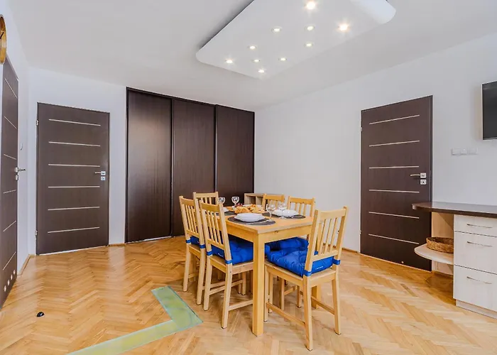 Apartment Leszczynska Warsaw